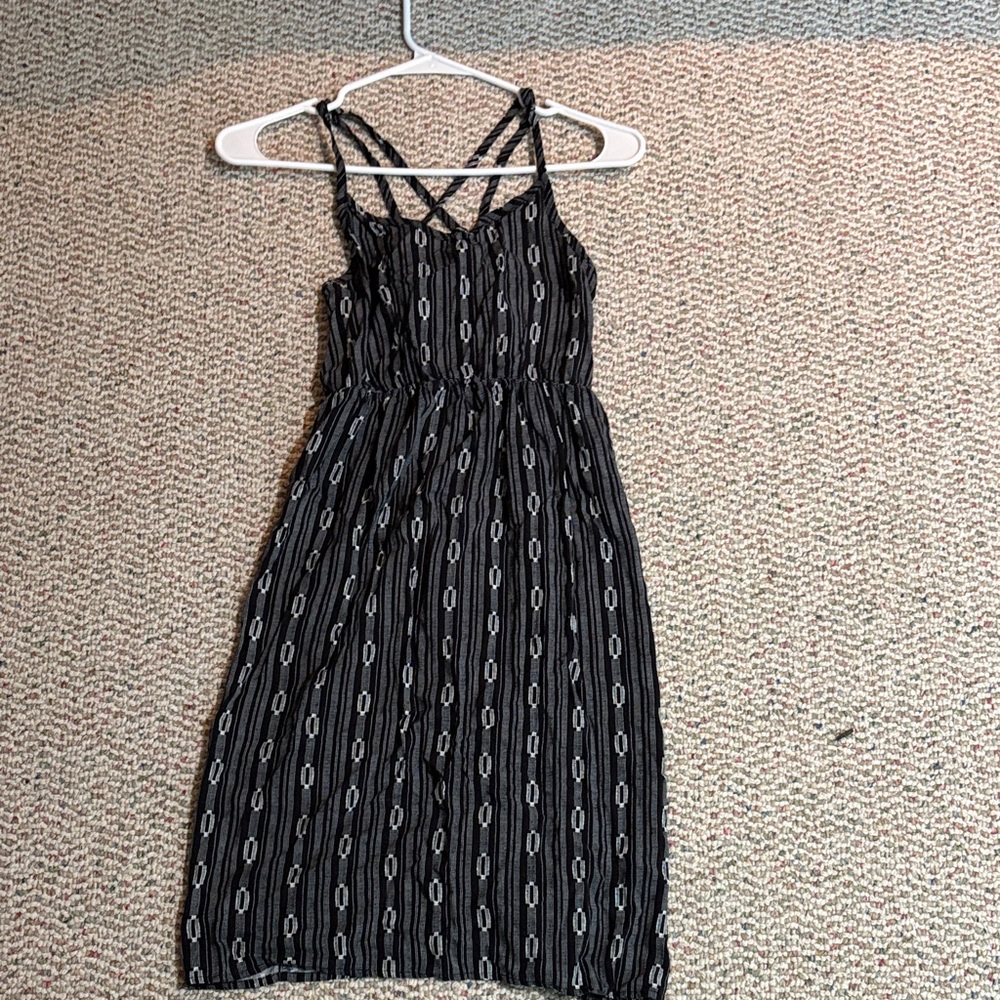 SO Black and White Patterned Midi Dress